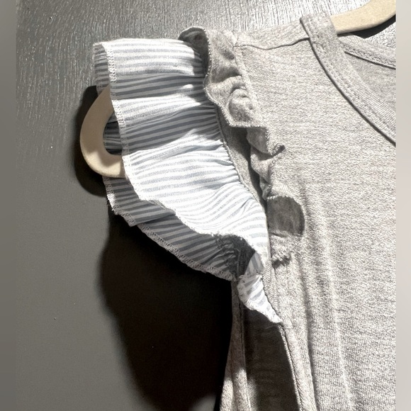 Gray Summer Top With Stripped Flutter Sleeves - Picture 5 of 6